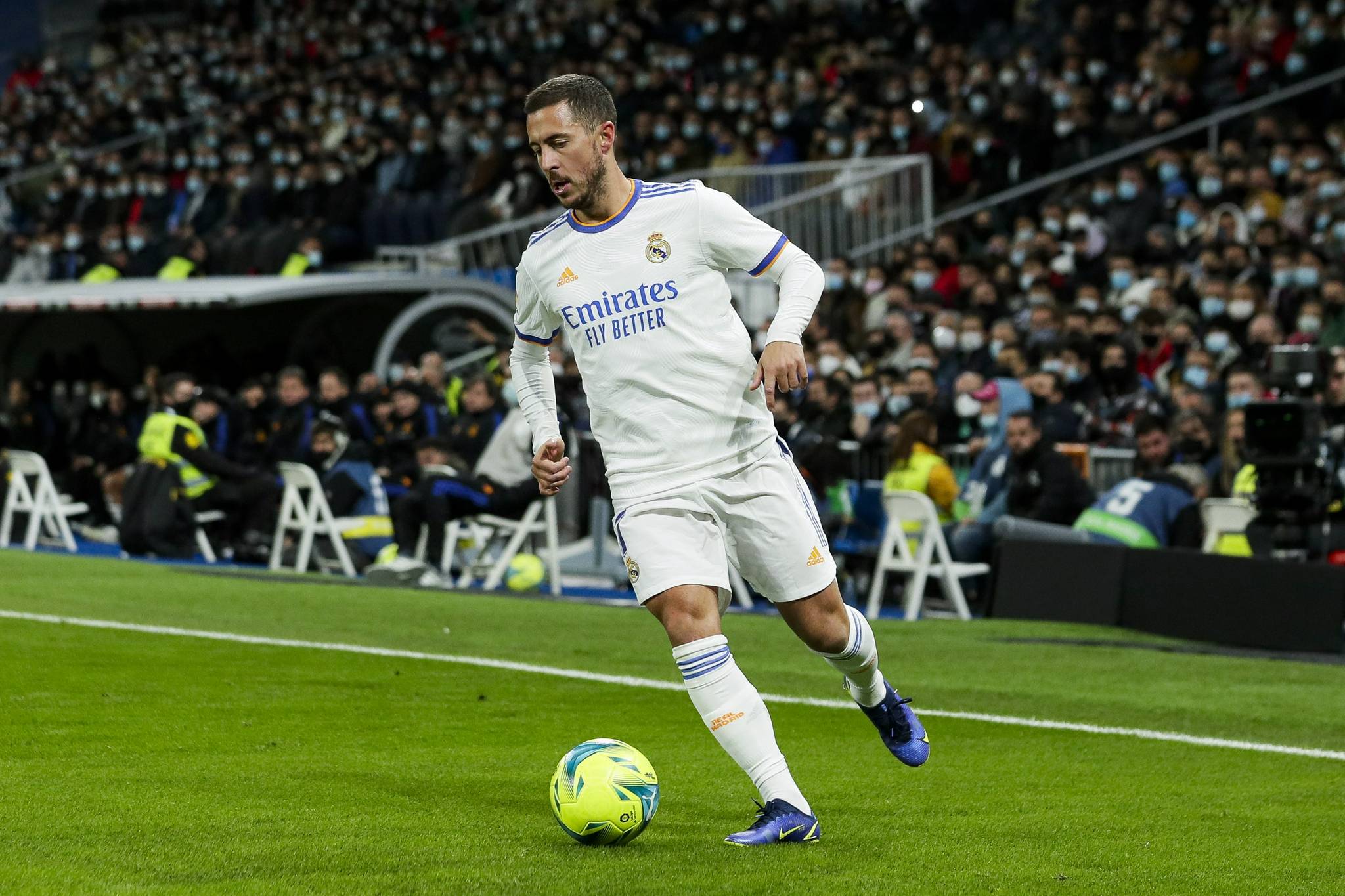 阿扎尔重伤恢复缓慢，皇马球迷担忧其未来表现